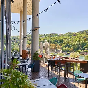 Hotel Novotel Centre-confluence Bord De Saone